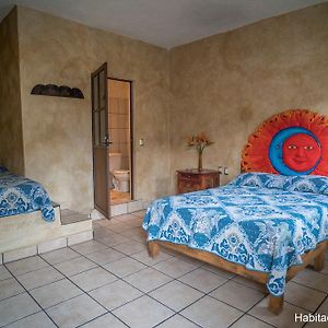 Habitación con 2 Camas Individuales